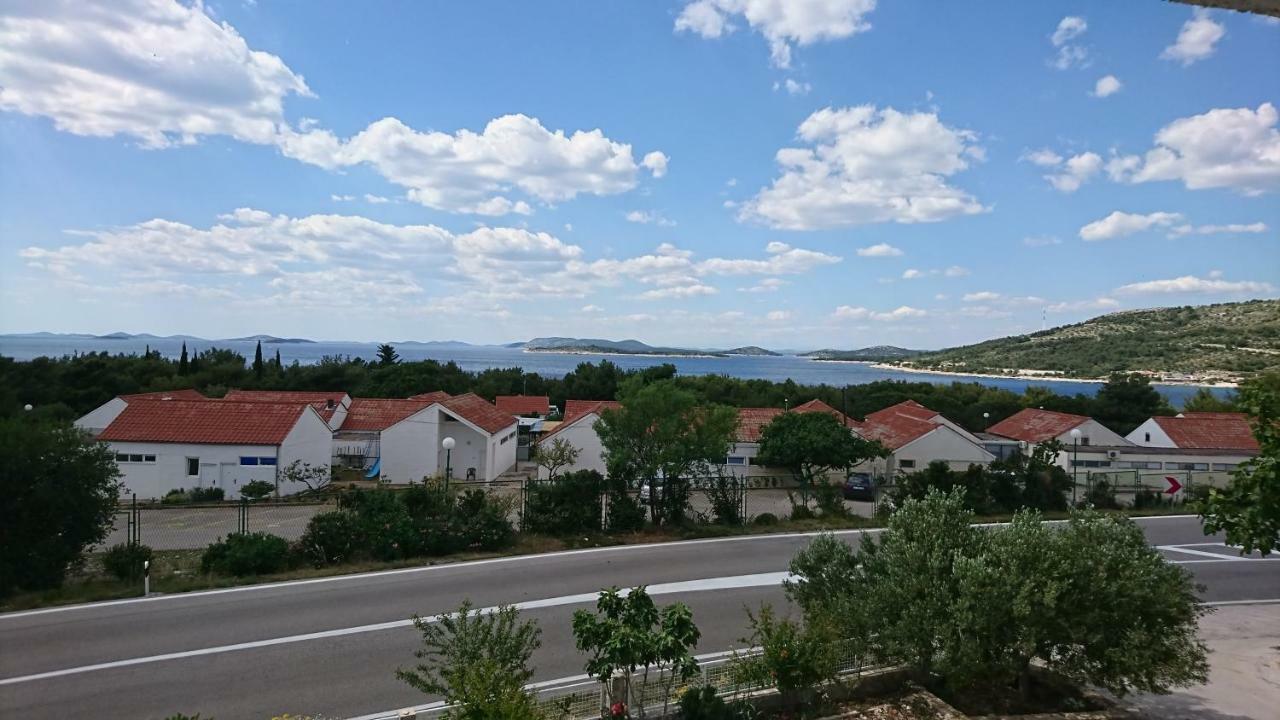 Apartmani Kocka Primošten Eksteriør bilde