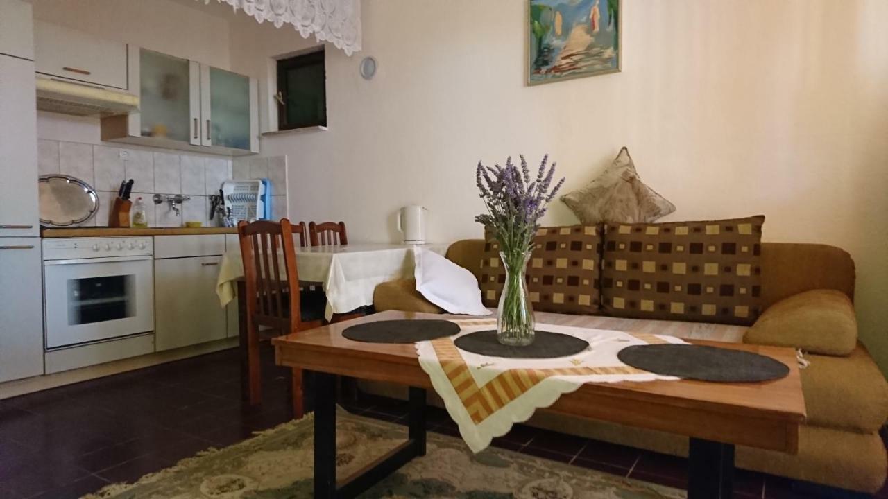 Apartmani Kocka Primošten Eksteriør bilde